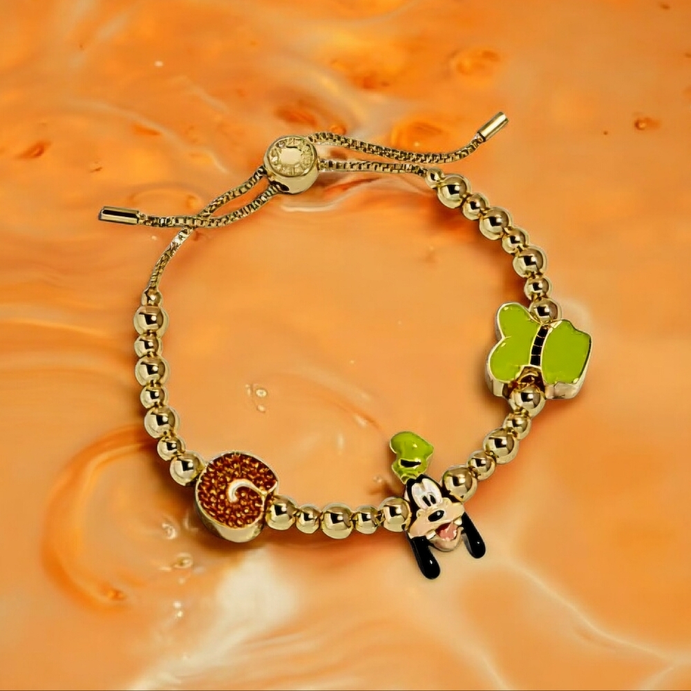 NEW Disney Goofy Pisa Charm Bracelet Officially licensed Disney Product